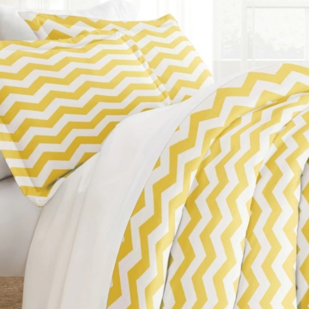 Duvet King Size Cover Set - Yellow Chevron Pattern